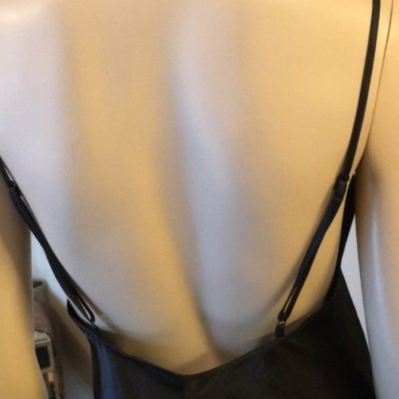 Victoria's Secret Gown - Picture 3 of 4